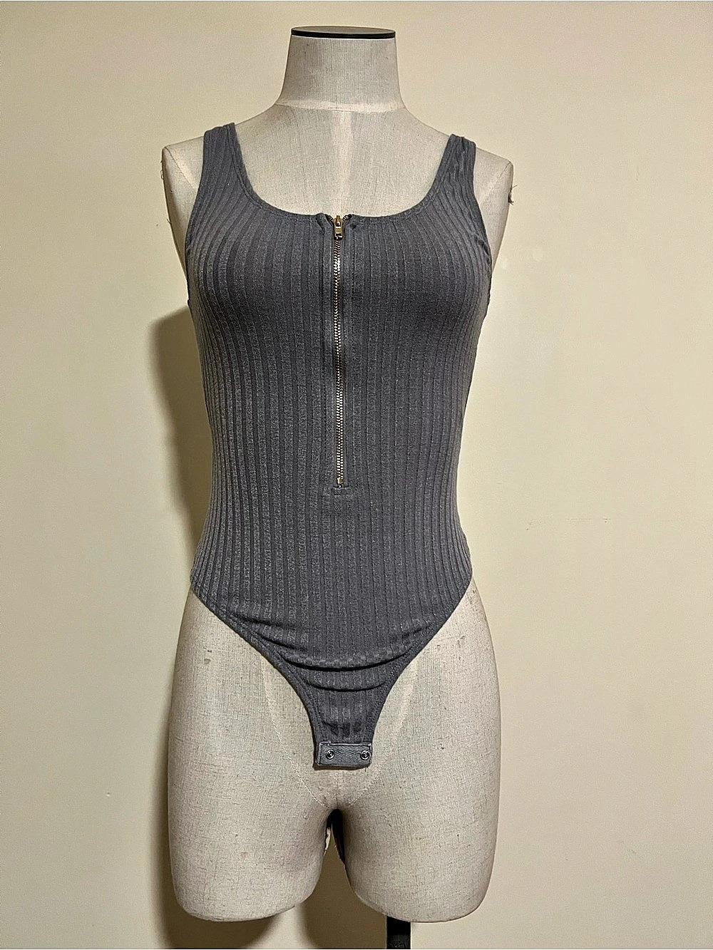 JLuxLabel Ribbed Zip-Front Bodysuit in Gray